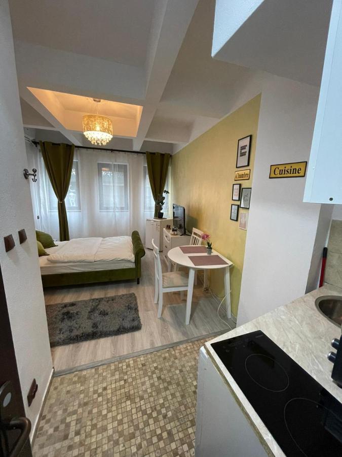 Domum - Old Town - Smardan Apartment Bucharest Luaran gambar